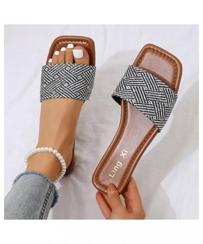 Women Large Flat Bottom Square Toe Sandals Summer Chain Decoration Solid Color Non Slip Slip On Comfortable Beach Sandals 9 B...